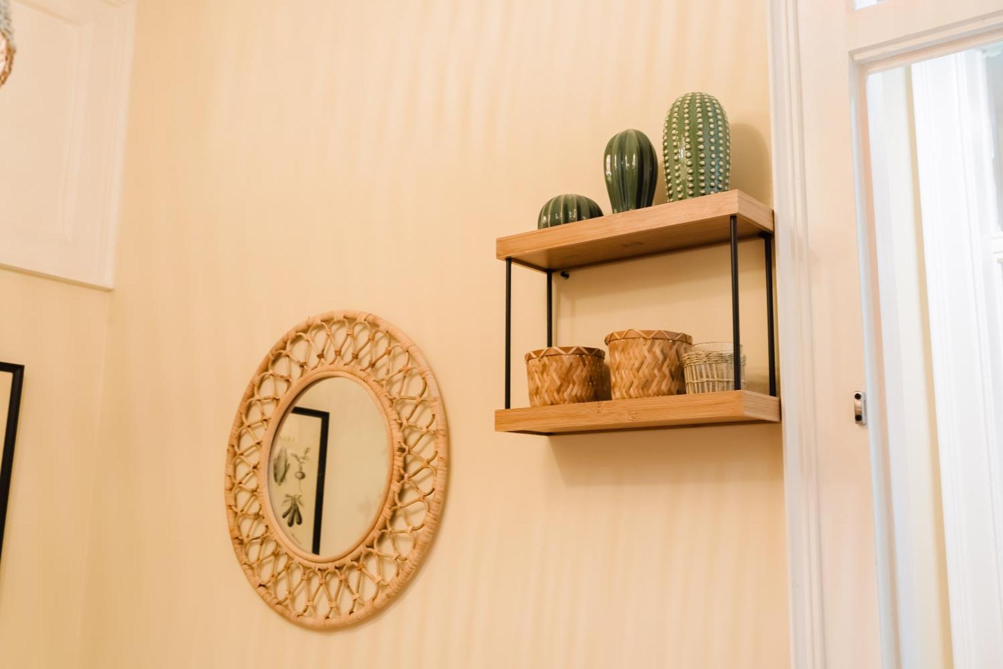 Apartment & Spacious 41 Bed *