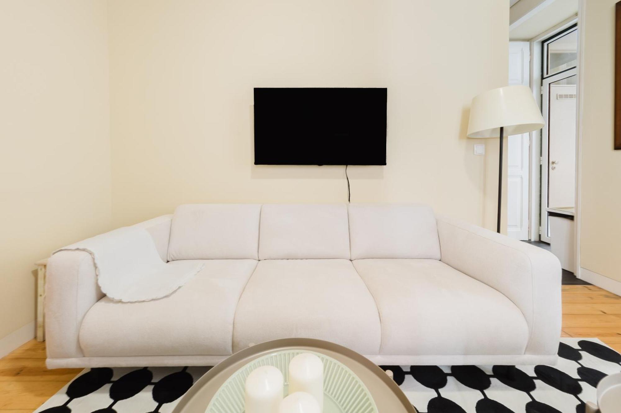 Apartment & Spacious 41 Bed *