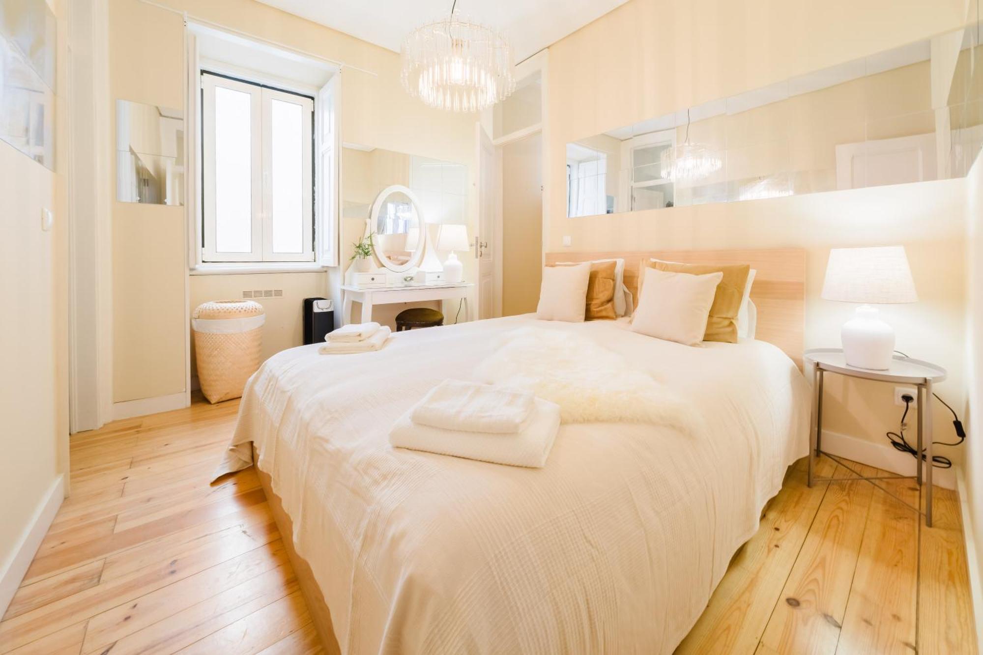 & Spacious 41 Bed Lisbon